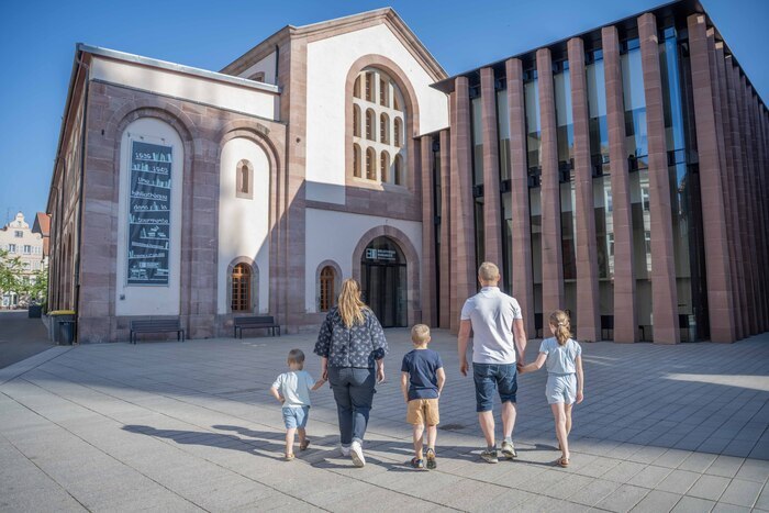 Sur les traces de l'ancienne halle aux blés Bibliothèque Humaniste Sélestat