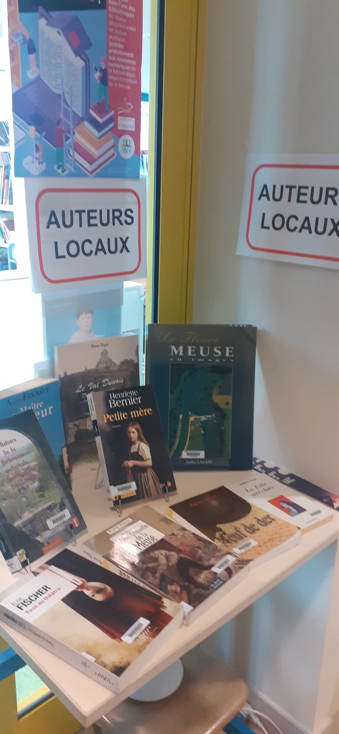 Tables à thèmes, Bibliothèque « Livres en Campagne » 55110 Doulcon, Doulcon