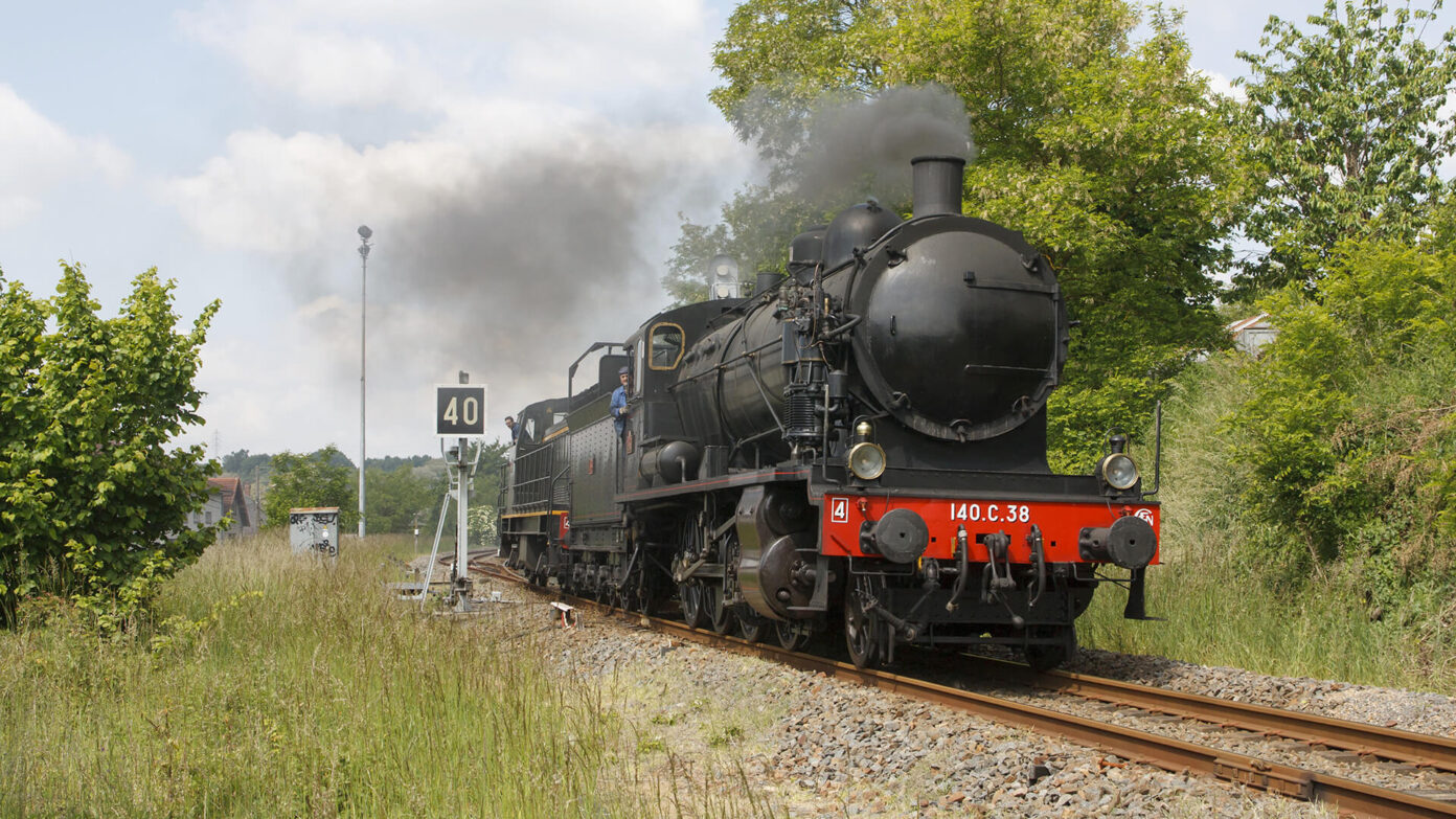 Train touristique à vapeur Limoges Brignac + Randonnée Moulin du Got Gare des Bénédictins Limoges