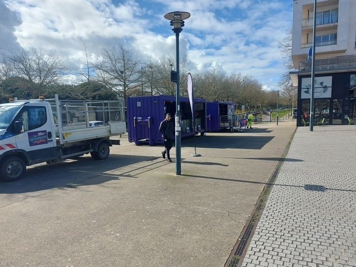 Tri-troc mobile Place Eugène Aulnette, Côté avenue de Cucillé Rennes
