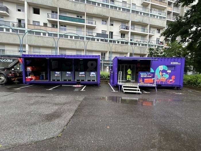 Tri-troc mobile, Rue Louis et René Moine, face au n°16, Rennes