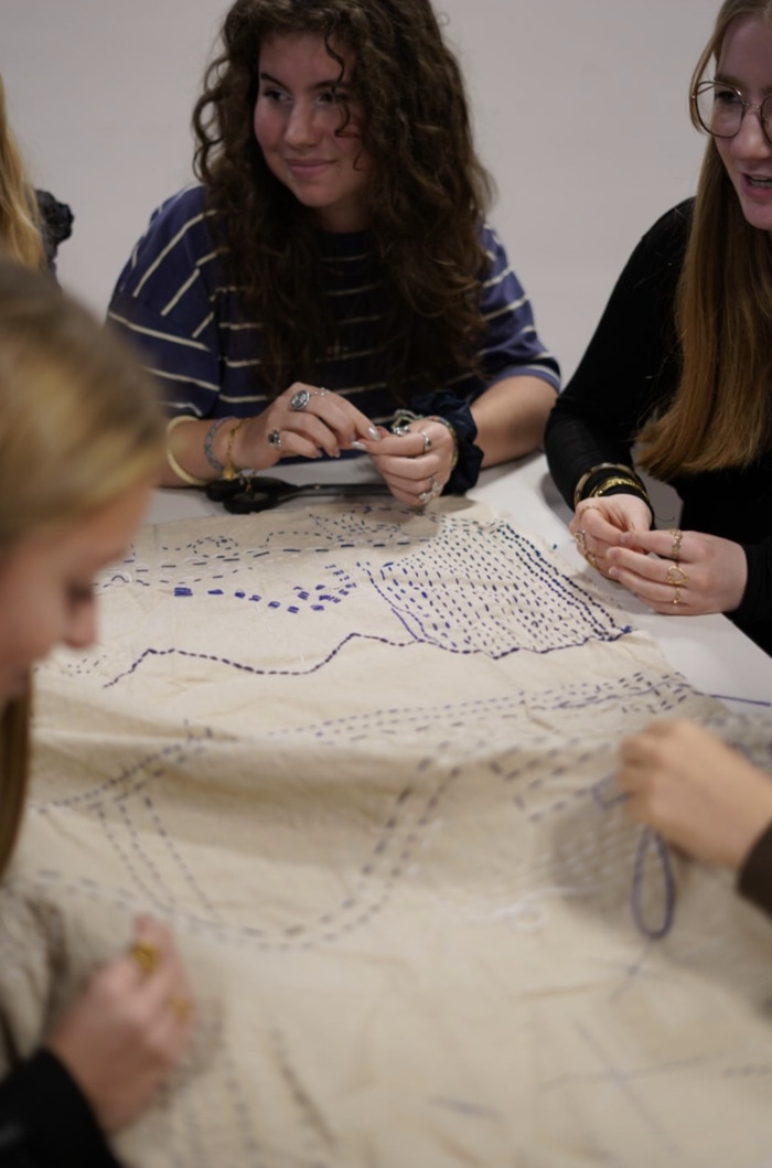 Vacances pour tous : Atelier d'upcycling Cross Bag avec Anti_Fashion_Project TISSEL Roubaix