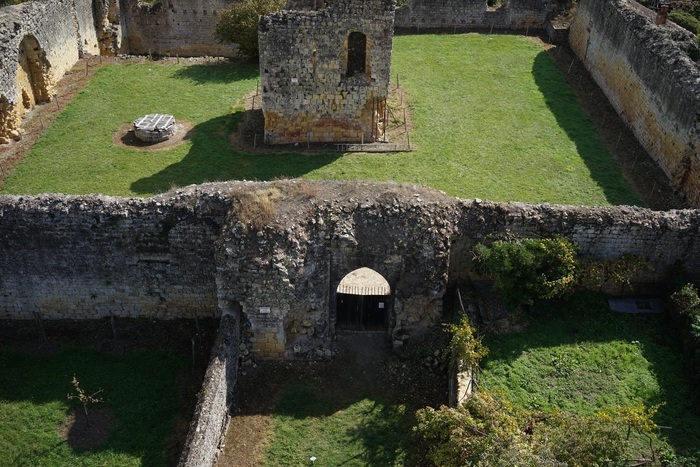 Venez découvrir le château de Molières, Château fort de Molières, Molières