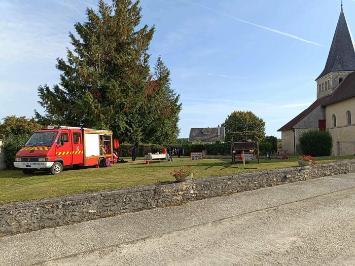Venez découvrir le patrimoine des Sapeurs-Pompiers du village, Église Saint-Pierre, Isle-Aumont