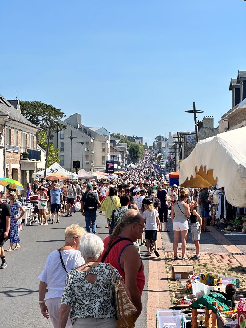 Vide-greniers  Donville-les-Bains