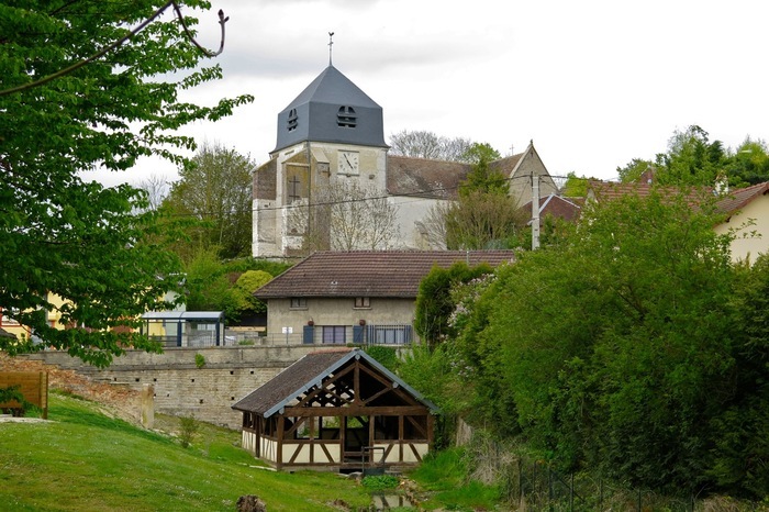Visite commentée de l'église de Fontvannes Église Saint-Alban Fontvannes