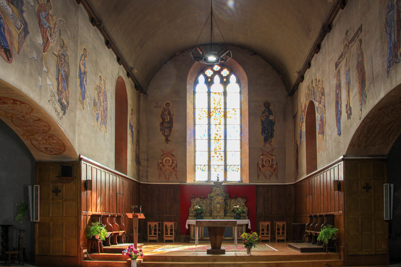 Visite commentée des peintures murales Place de l’Église Rochechouart
