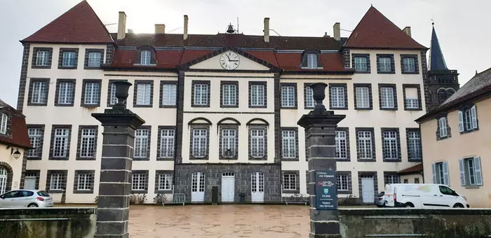Visite commentée du Château des Capponi, Château des Capponi, Combronde