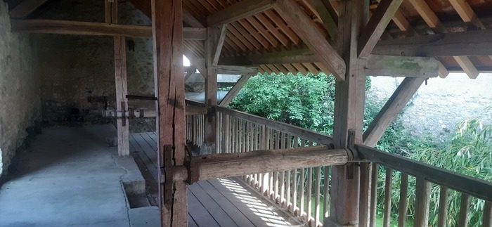 Visite commentée du lavoir, Lavoir, La Cour-Marigny