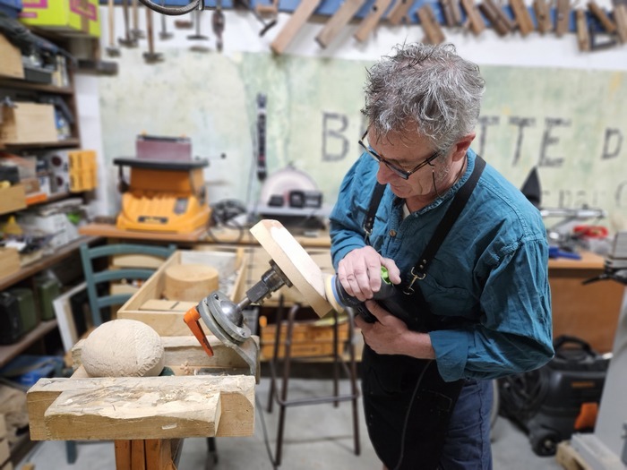 Visite de la chapellerie / Atelier de formier « Hats blocks Laforest », Hats Blocks Laforest (atelier de formier, chapellerie), Caussade