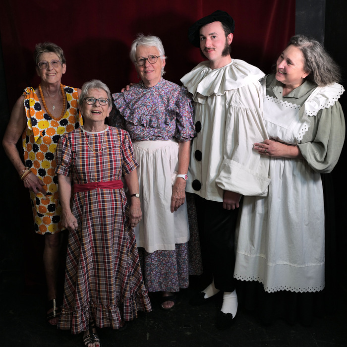 Visite de la Costumerie de la MJC de Sainte-Foy-Lès-Lyon, La Costumerie de la MJC de Sainte-Foy-Lès-Lyon, La Mulatière
