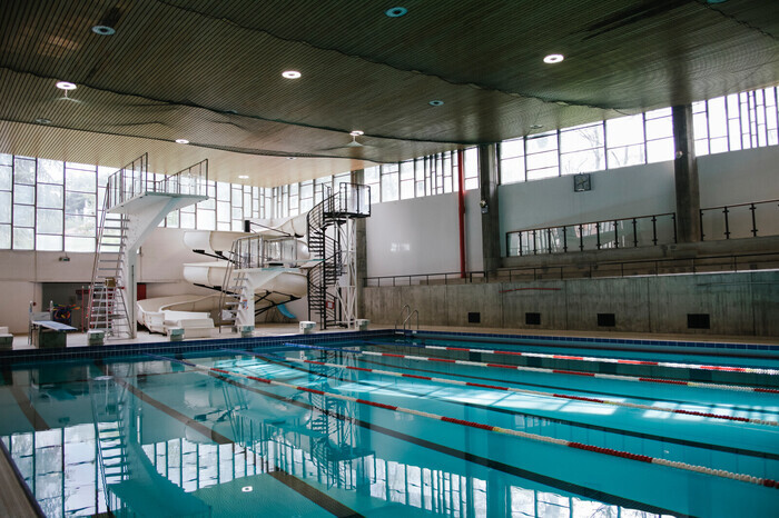 Visite de la piscine André Wogenscky Site Le Corbusier Firminy
