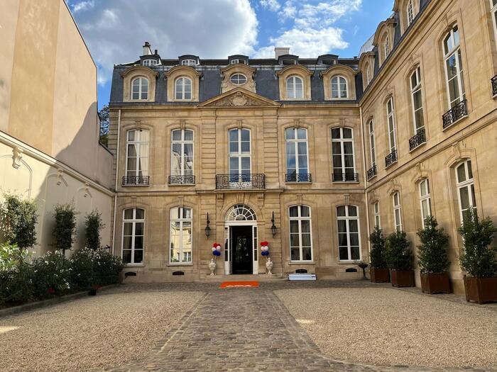 Visite de la résidence de l'ambassadeur des Pays-Bas à Paris