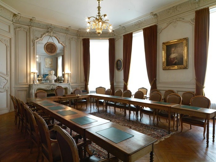 Visite de l&rsquo;Académie nationale des sciences, belles-lettres et arts de Bordeaux dans un bel hôtel particulier du XIXe, Hôtel Calvet de l&rsquo;Académie et des Sociétés Savantes, Bordeaux