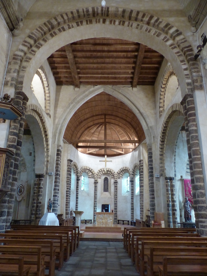 Visite de l'Eglise Notre-Dame de l’Assomption Église Notre-Dame-de-l'Assomption Livré-sur-Changeon