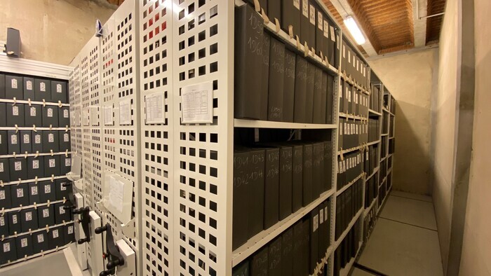 Visite découverte des archives municipales, Commune De Mantes-La-Jolie – Archives municipales, Mantes-la-Jolie