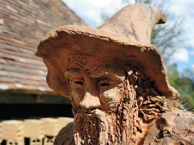 Visite des tuileries d&rsquo;hier à aujourd&rsquo;hui Atelier-Musée de la Terre Saint-Hilaire-les-Places