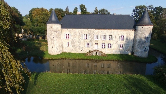 Visite du 480e anniversaire La Cour des Prés Rumigny