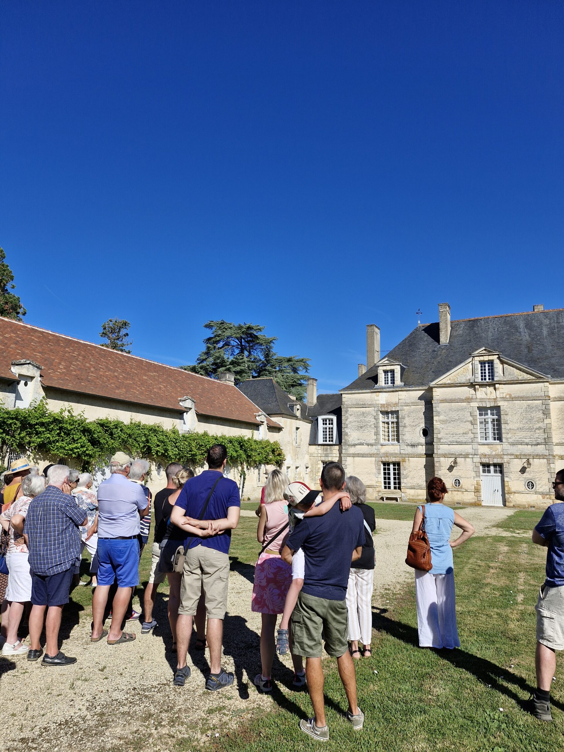 Visite du château de la Chèze et dégustation  Latillé