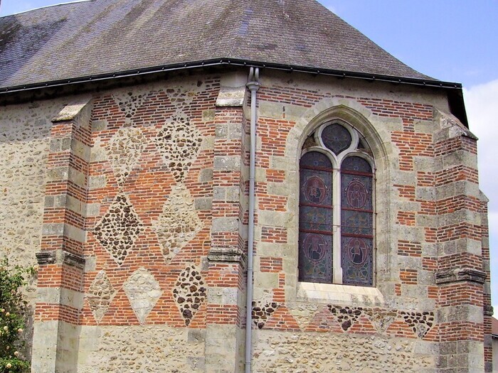 Visite en famille : matières à construire, Église de Nouzilly, Nouzilly