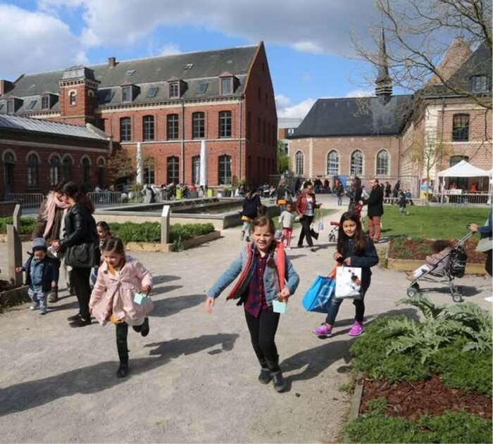 Visite Famille : Découvrez l’exposition en musique (pour les
petits et les adultes), Maison Folie Hospice d’Havré, Tourcoing