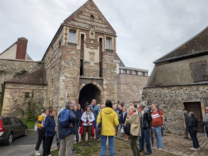 Visite flash : Focus sur la cité fortifiée de Saint-Valery Porte de Nevers Saint-Valery-sur-Somme