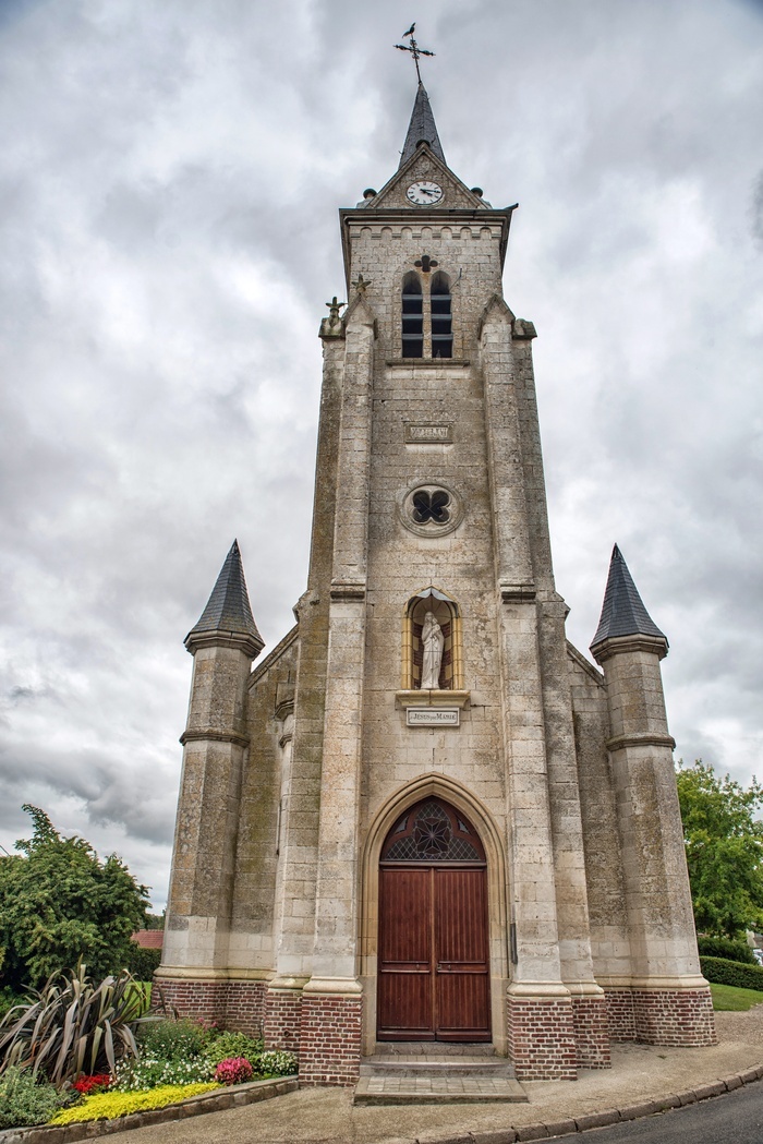 Visite-flash ; Focus sur l'église de Vauchelles-lès-Quesnoy Eglise de Vauchelles-lès-Quesnoy Vauchelles-les-Quesnoy