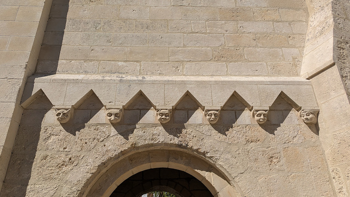 Visite guidée à Laon : Balade autour du vocabulaire architectural, Cathédrale et cloître Notre-Dame, Laon