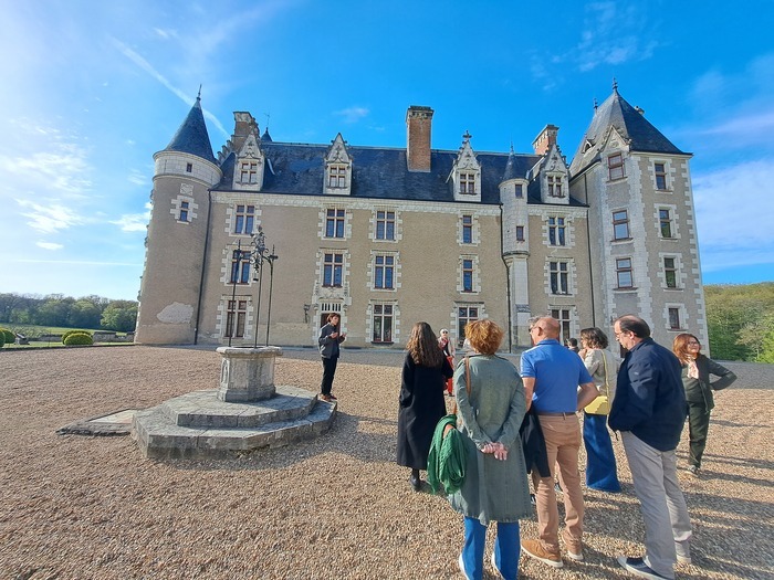 Visite guidée à l&rsquo;extérieur du Château de Montpoupon, Château de Montpoupon – Musée du Veneur, Céré-la-Ronde