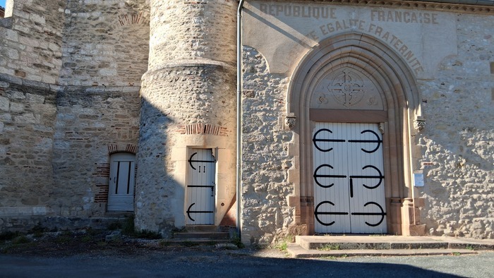 Visite guidée de la Bastide de Florentin à partir de son petit patrimoine (de la salle des Consuls au fronton républicain), Église Saint Blaise de Labastide de Lévis, Florentin