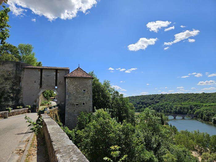 Visite guidée de la Cité Médiévale de Liverdun La Porte haute Liverdun