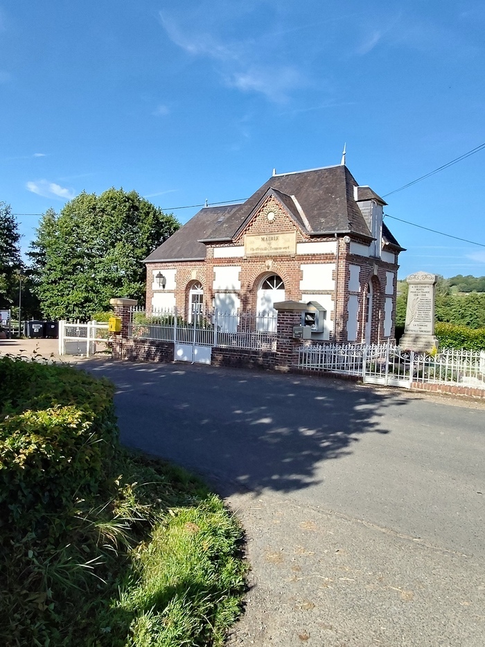 Visite guidée de la mairie, Mairie, Livarot-Pays-d’Auge
