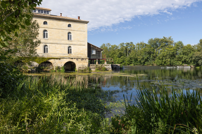 Visite guidée de la minoterie, Le moulin de Porchères, Porchères