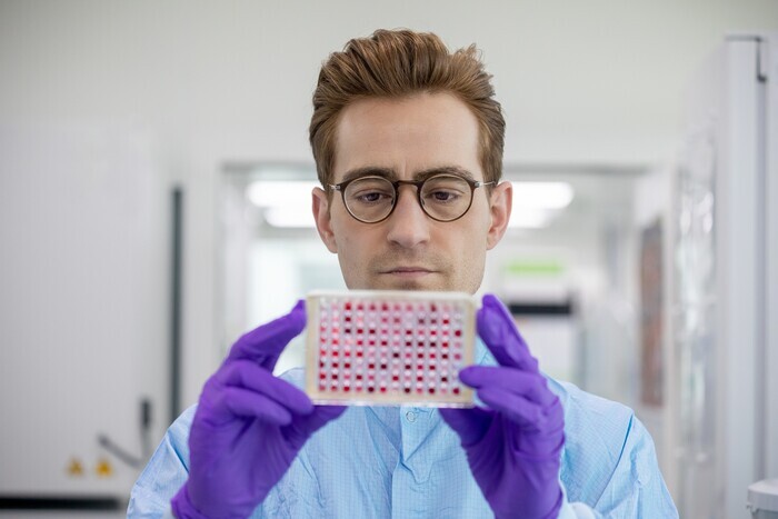 Visite guidée de la plateforme SkinTechnology du groupe L’Oréal, Laboratoire EPISKIN, Lyon