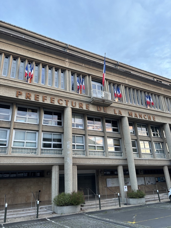 Visite guidée de la résidence et de la préfecture, Préfecture de la Manche, Saint-Lô