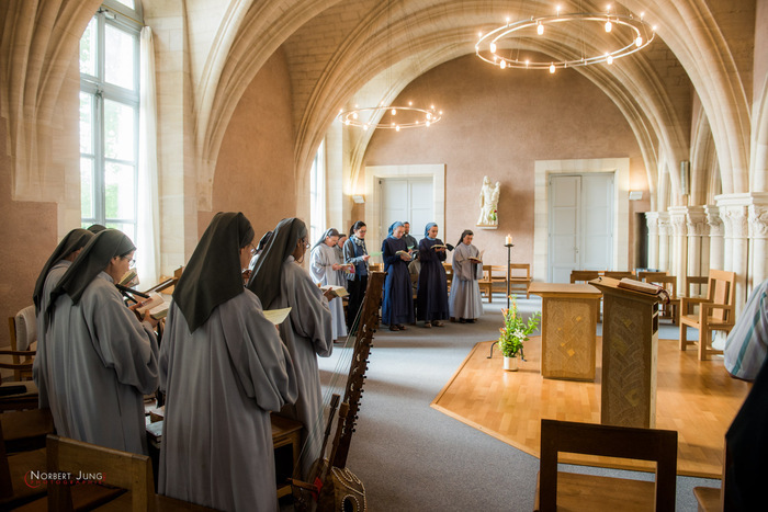 Visite guidée de la salle capitulaire d'un monastère Monastère des Bénédictines 51220 Saint-Thierry Saint-Thierry