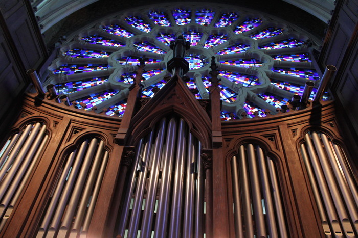 Visite guidée de la tribune et découverte du grand orgue, Basilique de Pontmain, Évron