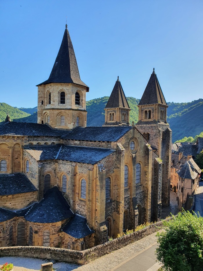 Visite guidée de l’abbatiale Sainte-Foy de Conques, Abbatiale Sainte-Foy, Conques-en-Rouergue