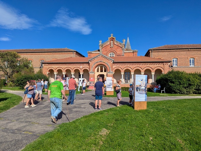 Visite guidée de l&rsquo;Abbaye et de sa ferme, Abbaye des Dombes, Le Plantay