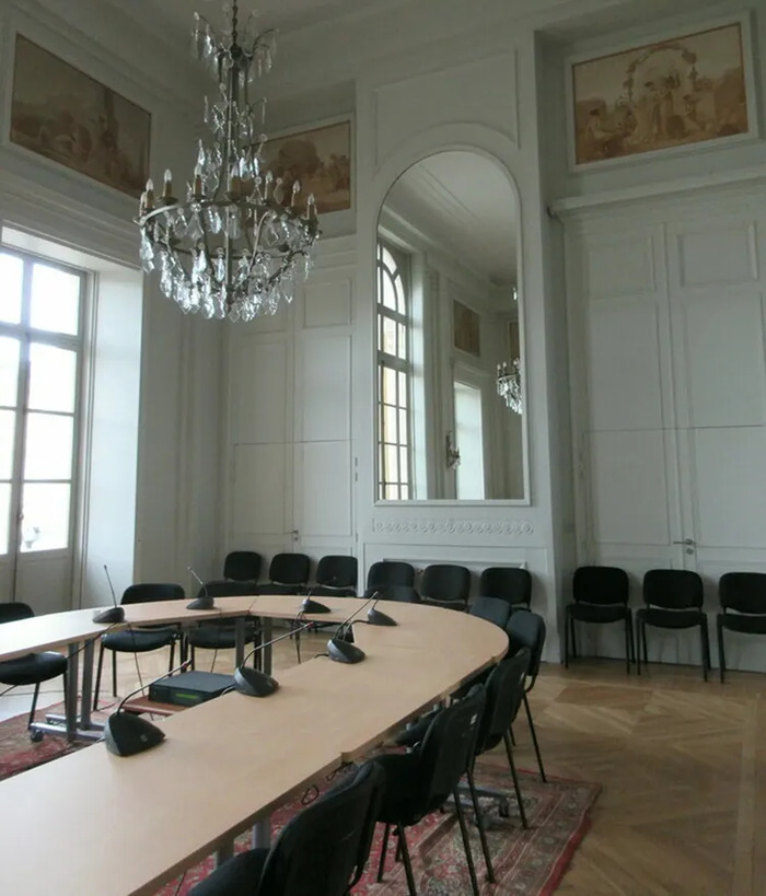 Visite guidée de l’ancien hôtel des fermes, Sous-préfecture, Reims