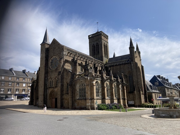 Visite guidée de l'église Église Notre-Dame Vire Normandie