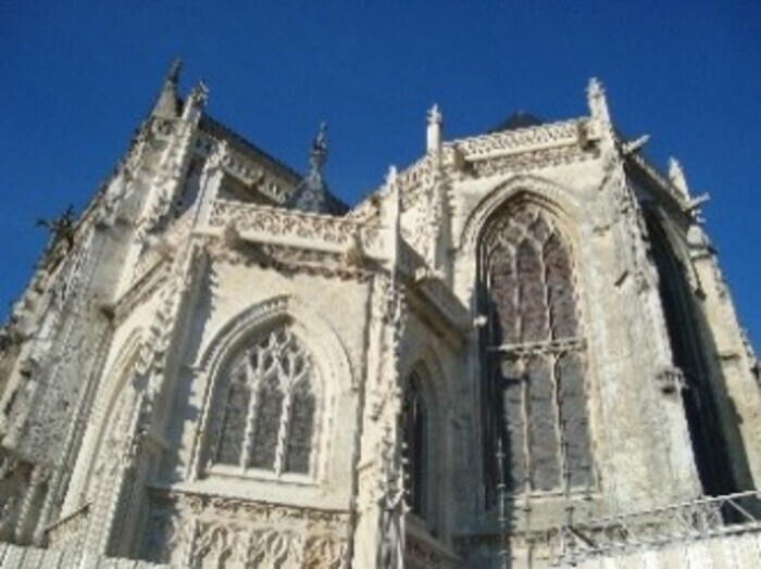 Visite guidée de l'église Église Saint-Pierre-et-Saint-Paul Aumale