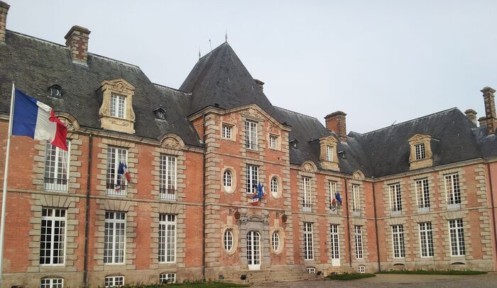 Visite guidée de l'Hôtel de Guise et de son parc