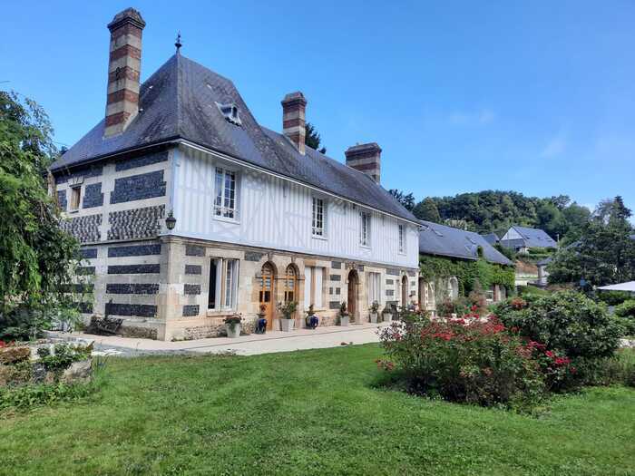 Visite guidée des extérieurs, Manoir dit « Cheinisse », Épouville