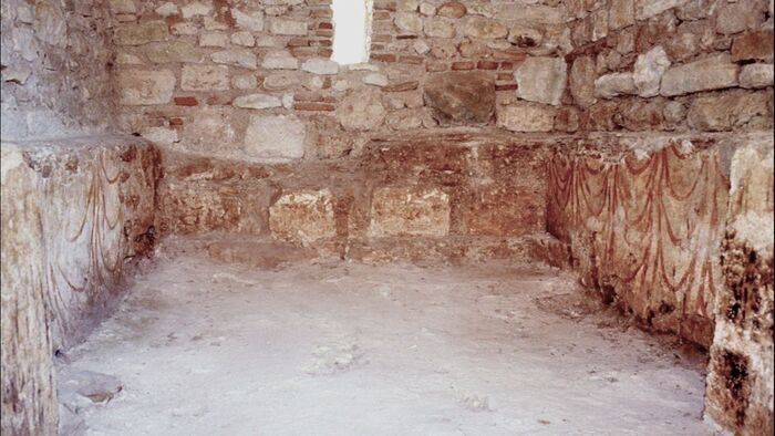 Visite guidée des vestiges archéologiques de la crypte de sainte Sigolène, Archéocrypte de Sainte Sigolène, Lagrave