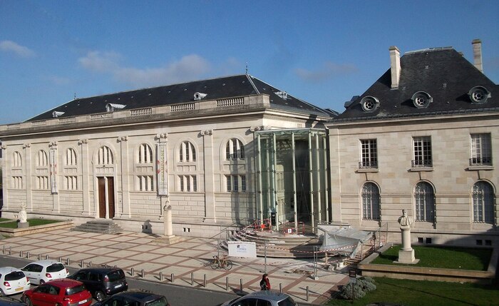 Visite guidée du bâtiment des Archives départementales Archives départementales de la Marne Châlons-en-Champagne
