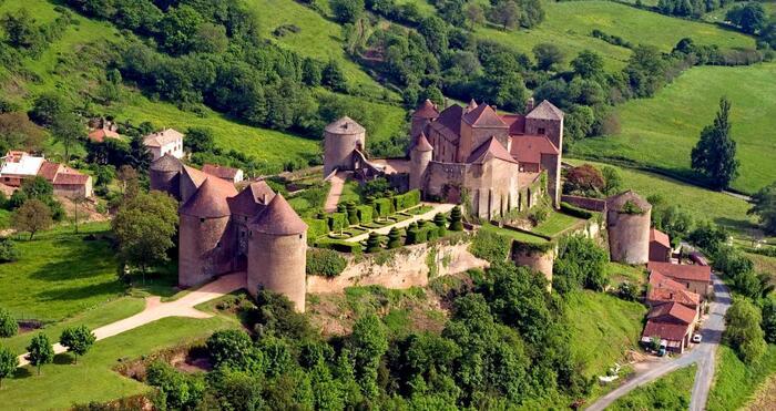 Visite guidée du château de Berzé, Château de Berzé-le-Châtel, Berzé-le-Châtel