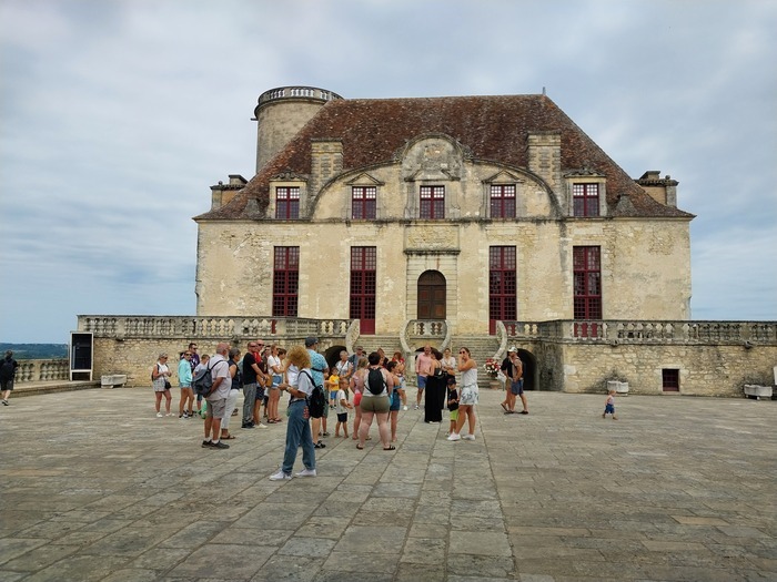 Visite guidée du château de Duras Château de Duras Duras