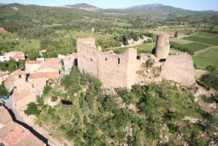 Visite guidée du château de Durban-Gléon, de la chapelle et du vieux village, Château des seigneurs de Durban, Durban-Corbières