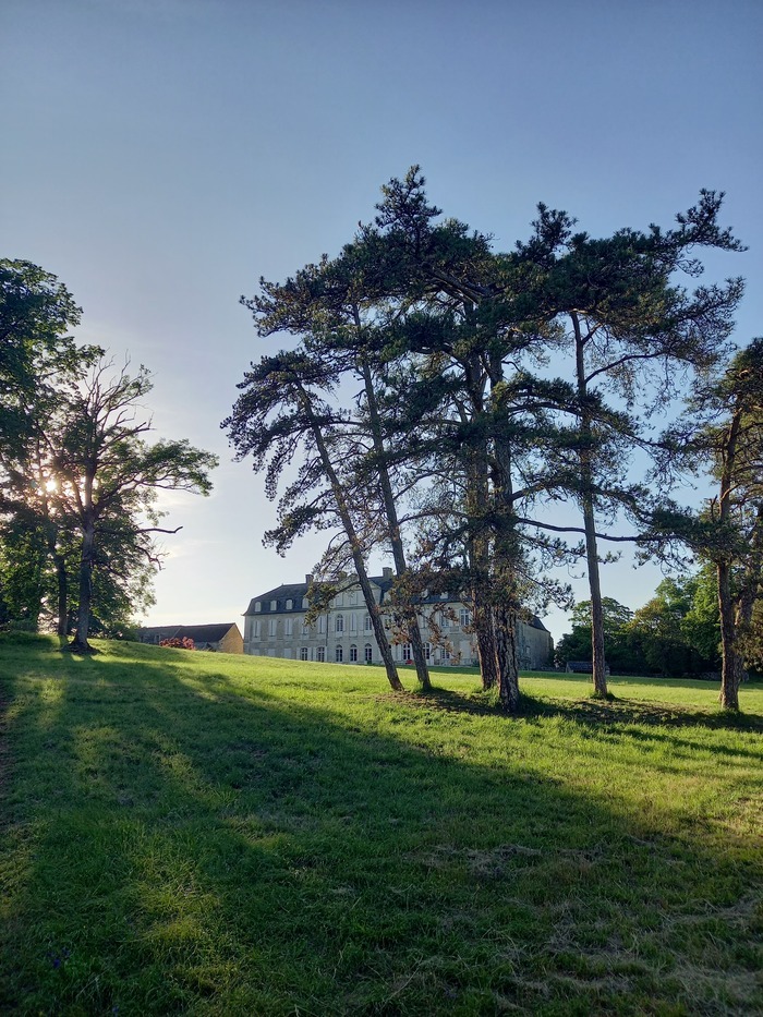 Visite guidée du château de la Pannonie et de l’église Saint-Cyr Sainte-Juliette, Château de La Pannonie, Couzou
